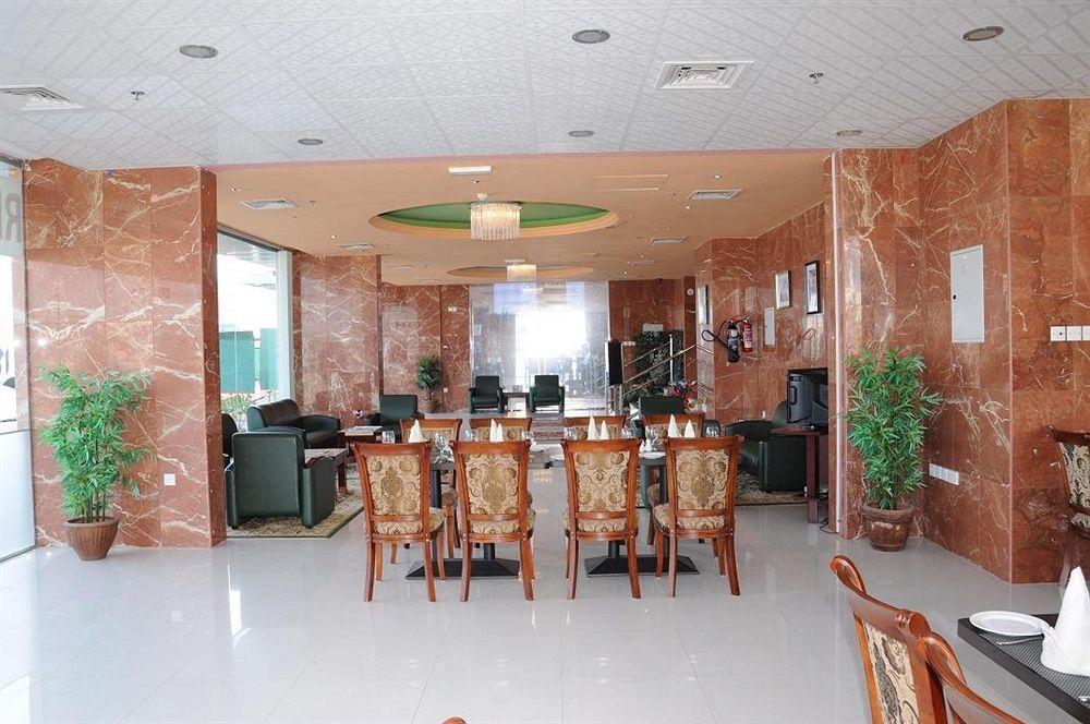 פוג'יירה Raynor Hotel Apartments מראה חיצוני תמונה