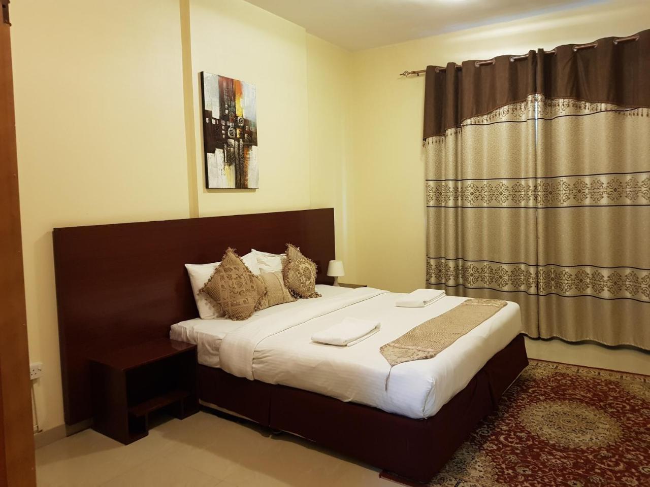 פוג'יירה Raynor Hotel Apartments מראה חיצוני תמונה